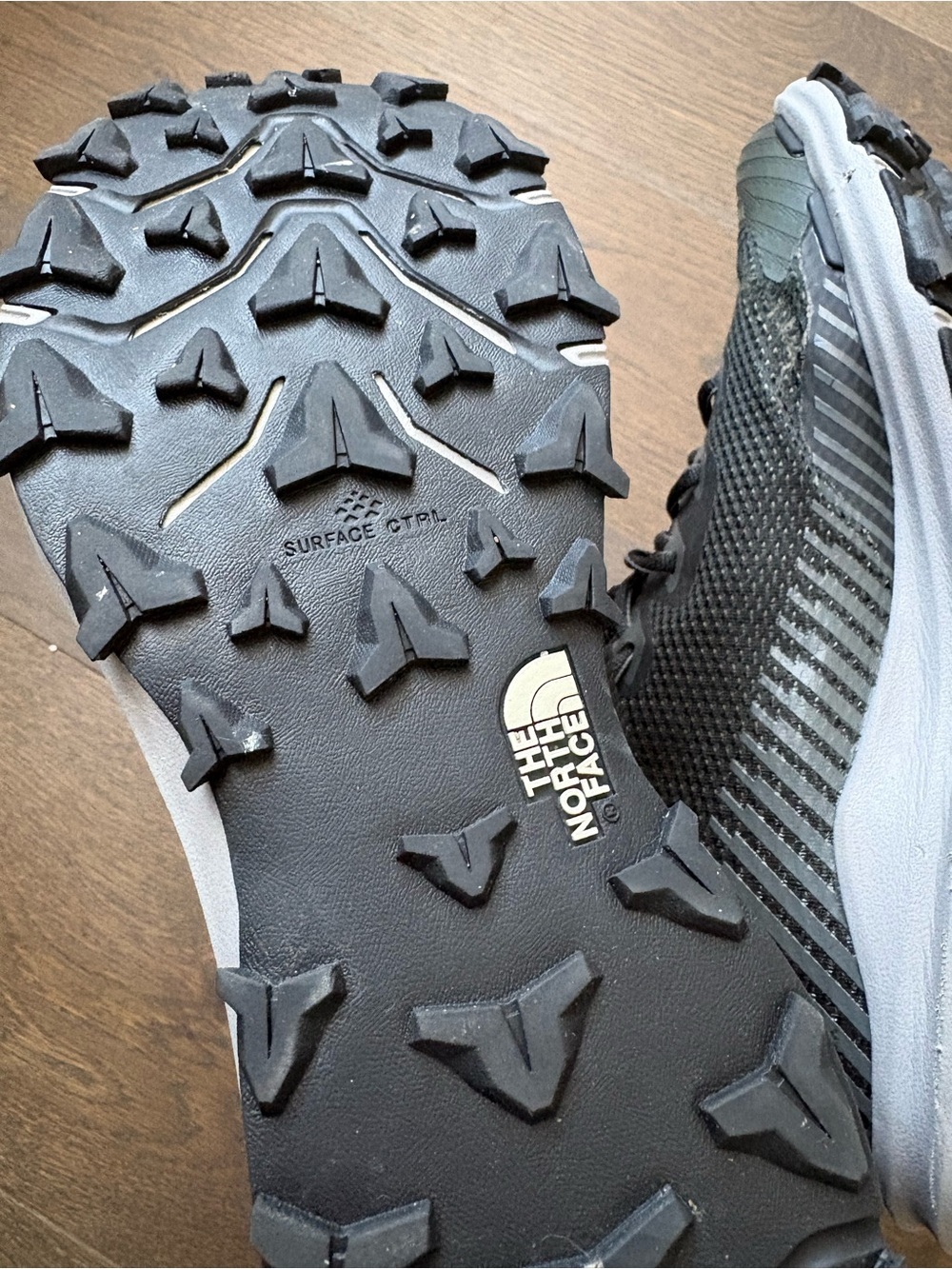 The North Face Men's Black and Gray VECTIV FastPack Mid FUTURELIGHT Hiking Boots - Picture 9 of 11